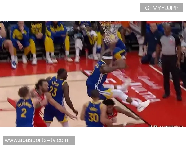 科尔透露巴特勒今日场上受伤情况不佳明日出战仍存疑虑