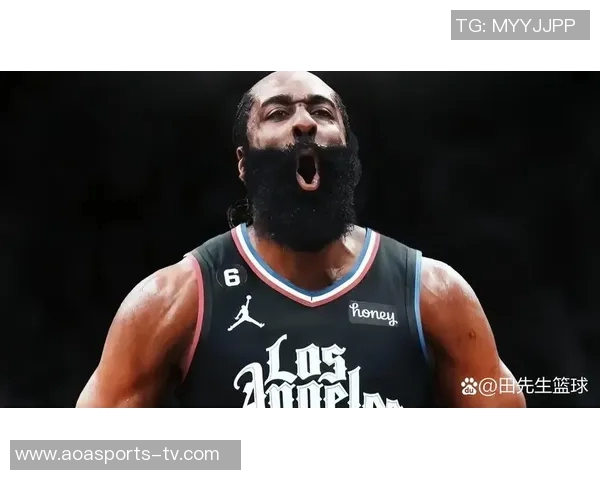 哈登尽力引领球队却遭遇失利12投仅5中三分球命中率低迷表现令人失望 哈登尽力引领球队却遭遇失利12投仅5中三分球命中率低迷表现令人失望