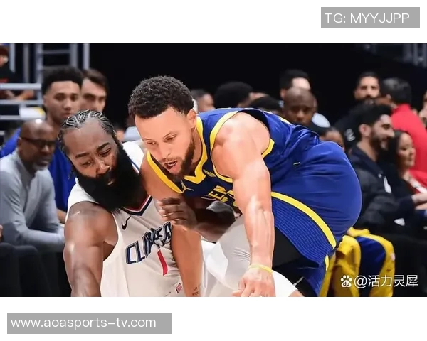 太阳三分火力全开9场比赛命中16记三分领跑联盟勇士紧随其后表现不俗